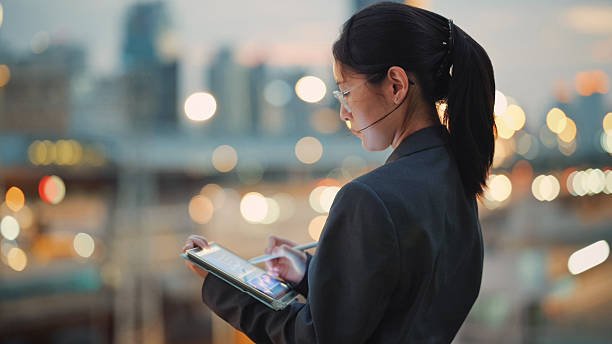 Revolutionize Banking with AI Voice Tools for Enhanced Customer Experience